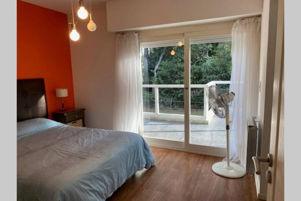Casa Hasta 10 Personas Se Alquila Minimo 2 Noches S Holiday home Pinamar