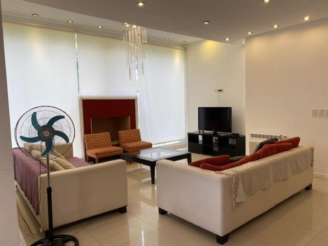 Casa Hasta 10 Personas Se Alquila Minimo 2 Noches S Holiday home *